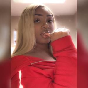 Meet your Posher, Briana